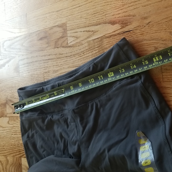 (S) NWT Fila Wide Leg Capris UV Protective Stretch Yoga Moisture Wicking Fabric - Picture 12 of 13